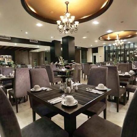 Aston Karimun City Hotel Tanjung Balai Karimun Exterior photo