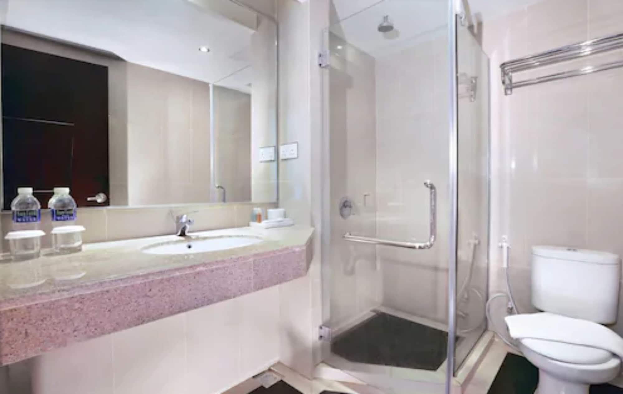 Aston Karimun City Hotel Tanjung Balai Karimun Exterior photo