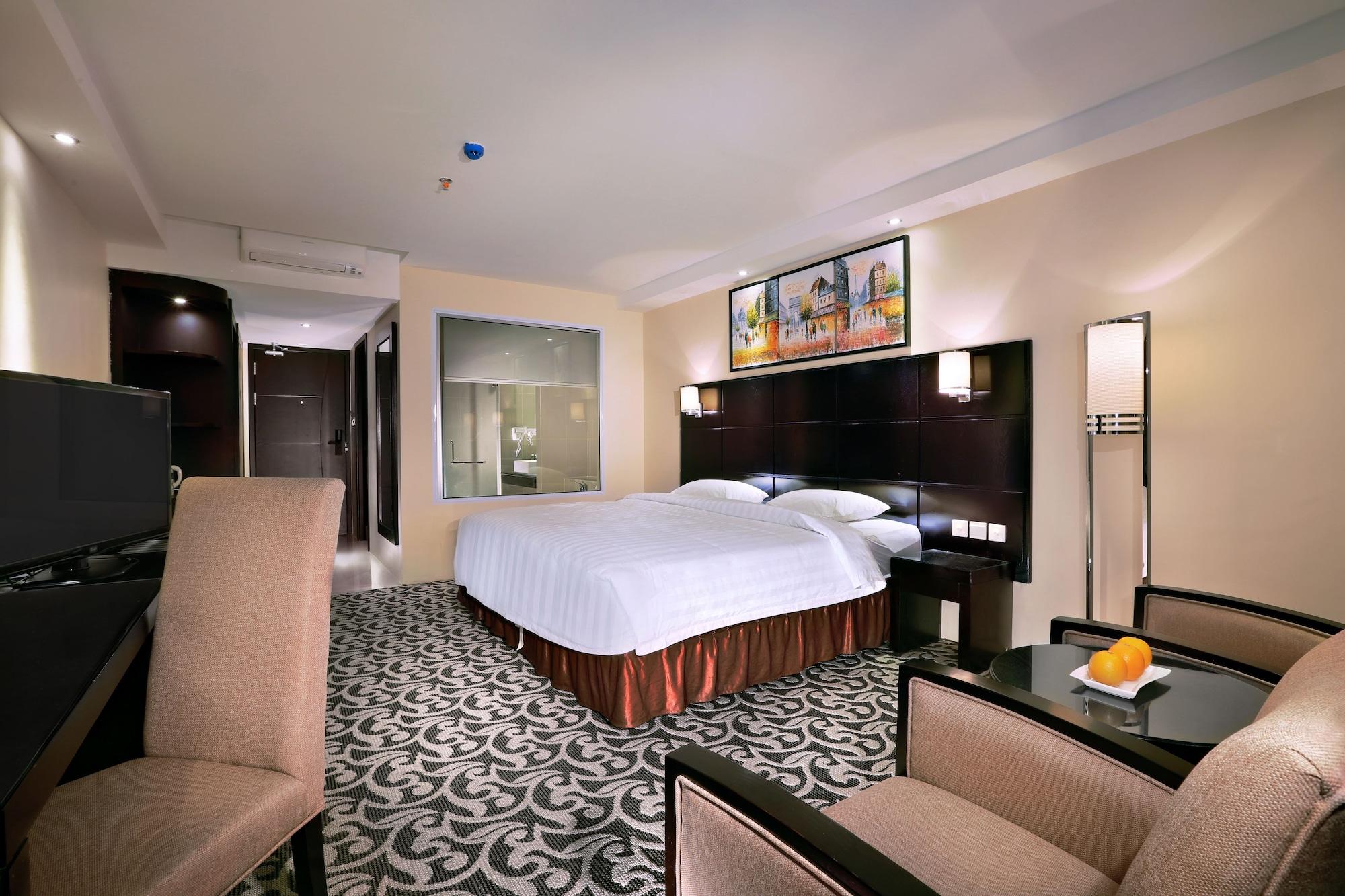 Aston Karimun City Hotel Tanjung Balai Karimun Exterior photo